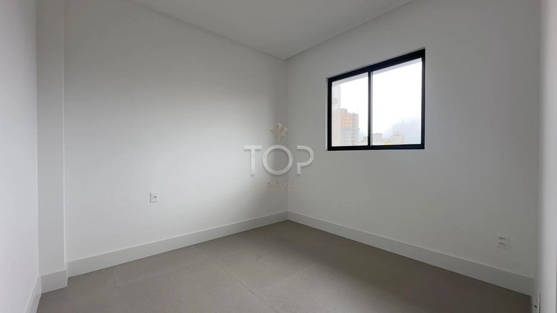 APARTAMENTO PRONTO EM MEIA PRAIA: 17ª foto da galeria de imagens do imóvel