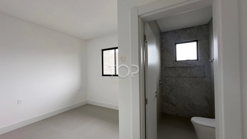 APARTAMENTO PRONTO EM MEIA PRAIA: 7ª foto da galeria de imagens do imóvel