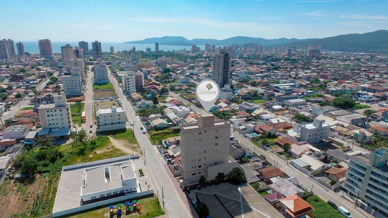Conforto e localização privilegiada em Meia Praia!: 3ª foto da galeria de imagens do imóvel
