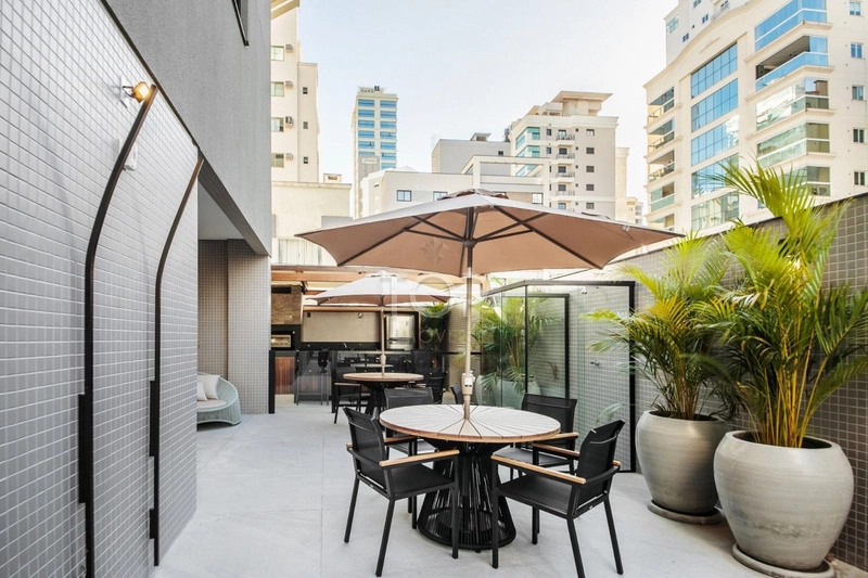 APARTAMENTO SEMI MOBILIADO EM MEIA PRAIA: 28ª foto da galeria de imagens do imóvel