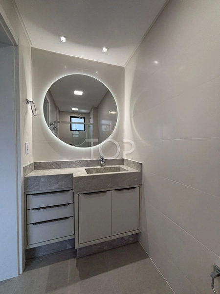 APARTAMENTO SEMI MOBILIADO EM MEIA PRAIA: 8ª foto da galeria de imagens do imóvel