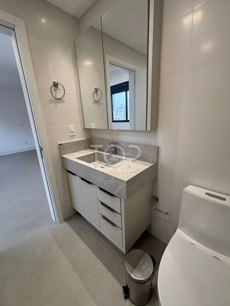 APARTAMENTO SEMI MOBILIADO EM MEIA PRAIA: 20ª foto da galeria de imagens do imóvel