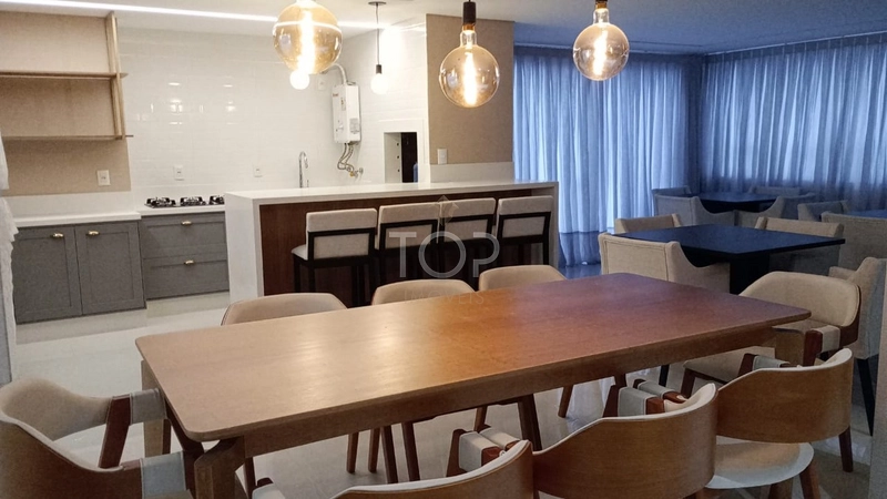 Apartamento 3 suítes na Meia Praia: 1ª foto da galeria de imagens do imóvel