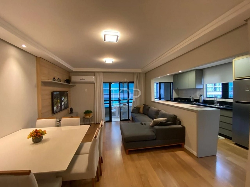 APARTAMENTO MOBILIADO EM ITAPEMA: 2ª foto da galeria de imagens do imóvel