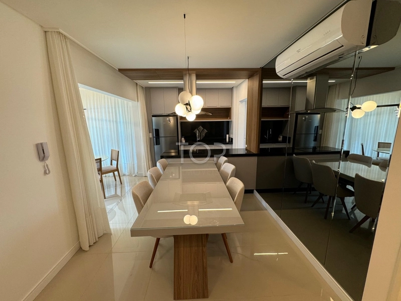 APARTAMENTO IMPECÁVEL EM ITAPEMA!: 3ª foto da galeria de imagens do imóvel