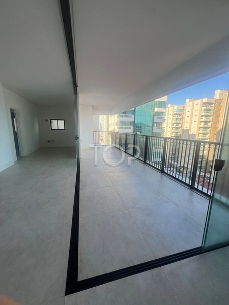 LINDO APARTAMENTO MOBILIADO EM ITAPEMA OTIMA PLANT: 2ª foto da galeria de imagens do imóvel