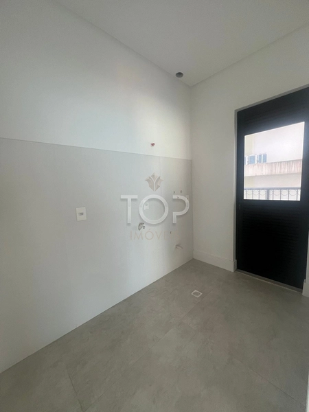 LINDO APARTAMENTO MOBILIADO EM ITAPEMA OTIMA PLANT: 10ª foto da galeria de imagens do imóvel
