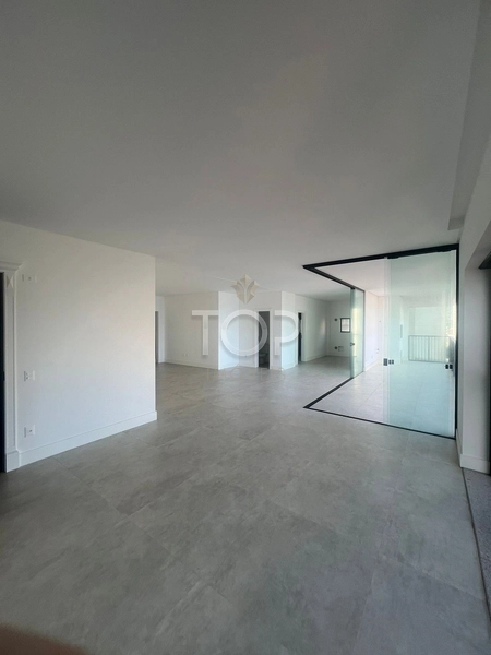 LINDO APARTAMENTO MOBILIADO EM ITAPEMA OTIMA PLANT: 4ª foto da galeria de imagens do imóvel