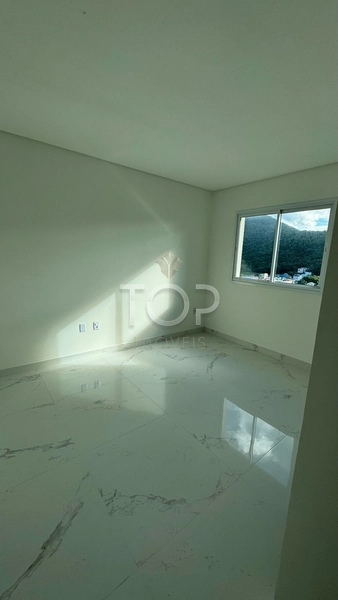 Apartamento de 3 suítes incrível no centro de Itapema: 8ª foto da galeria de imagens do imóvel
