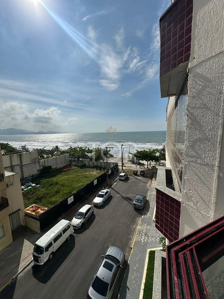 OPOTUNIDADE EM MEIA PRAIA: 3ª foto da galeria de imagens do imóvel