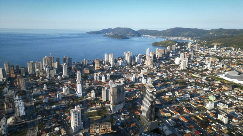 Seu novo lar em Porto Belo está aqui!: 2ª foto da galeria de imagens do imóvel