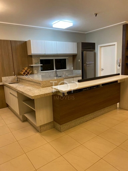APARTAMENTO EM ÓTIMA LOCALIZAÇÃO NA MEIA PRAIA: 4ª foto da galeria de imagens do imóvel