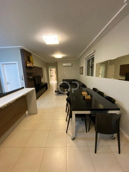 APARTAMENTO EM ÓTIMA LOCALIZAÇÃO NA MEIA PRAIA: 7ª foto da galeria de imagens do imóvel