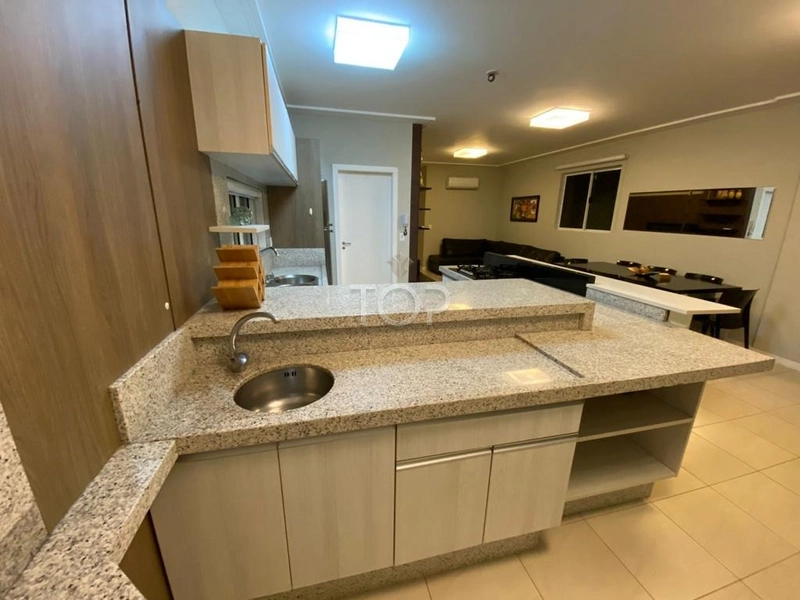 APARTAMENTO EM ÓTIMA LOCALIZAÇÃO NA MEIA PRAIA: 9ª foto da galeria de imagens do imóvel
