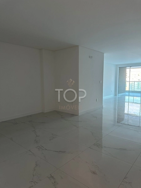 3 SUITES EM MEIA PRAIA: 4ª foto da galeria de imagens do imóvel