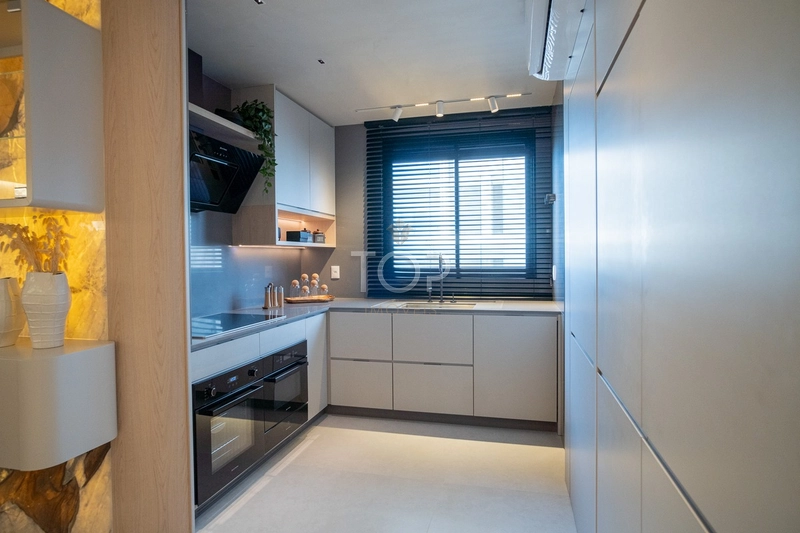 APARTAMENTO DIFERENCIADO EM MEIA PRAIA: 9ª foto da galeria de imagens do imóvel