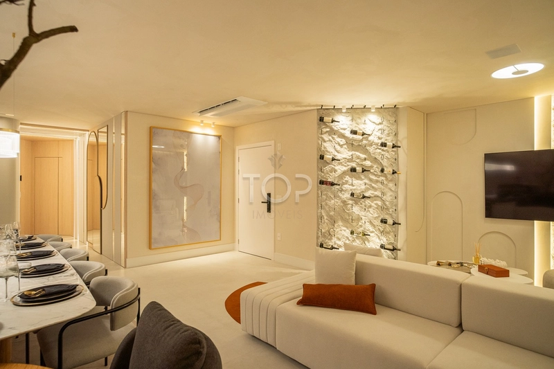 APARTAMENTO DIFERENCIADO EM MEIA PRAIA: 21ª foto da galeria de imagens do imóvel