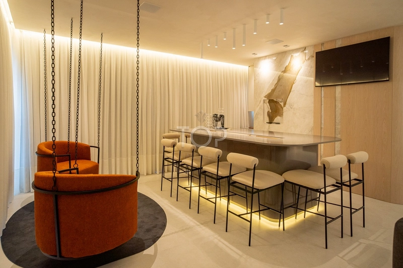 APARTAMENTO DIFERENCIADO EM MEIA PRAIA: 5ª foto da galeria de imagens do imóvel