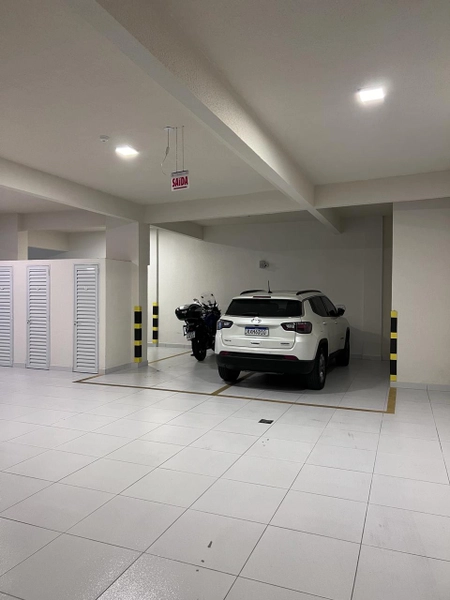 MOBILIADO EM MEIA PRAIA: 27ª foto da galeria de imagens do imóvel