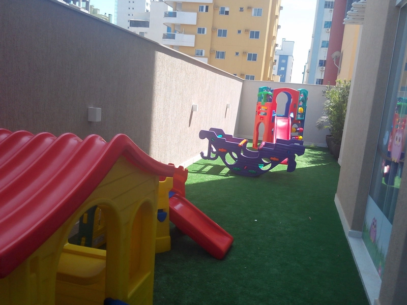 MOBILIADO EM MEIA PRAIA: 6ª foto da galeria de imagens do imóvel