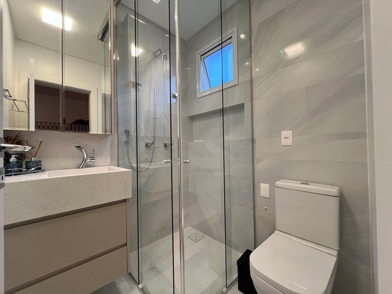 APARTAMENTO EM MEIA PRAIA: 29ª foto da galeria de imagens do imóvel