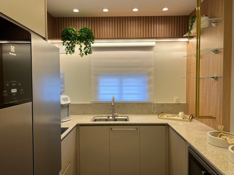 APARTAMENTO EM MEIA PRAIA: 5ª foto da galeria de imagens do imóvel