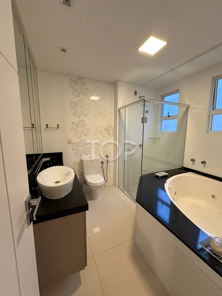 APARTAMENTO DE 5 SUÍTES EM MEIA PRAIA: 21ª foto da galeria de imagens do imóvel