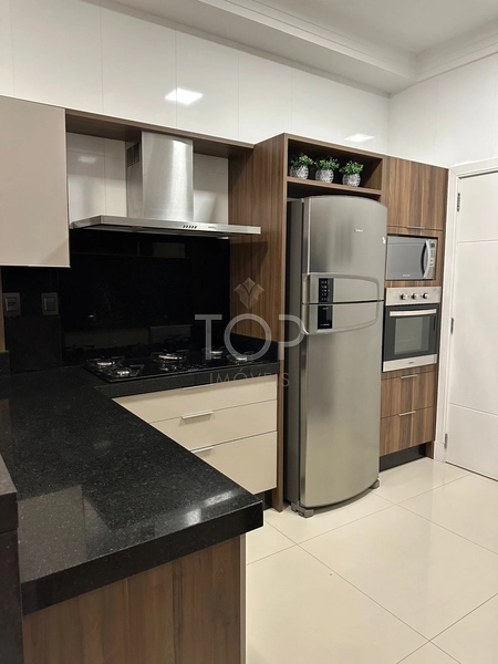 APARTAMENTO DE 5 SUÍTES EM MEIA PRAIA: 9ª foto da galeria de imagens do imóvel