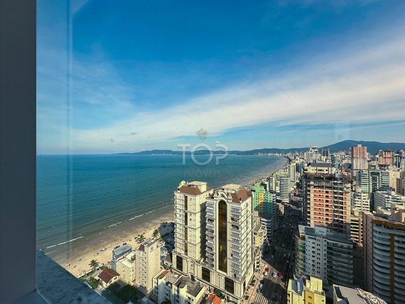3 suites em Meia Praia: 48ª foto da galeria de imagens do imóvel