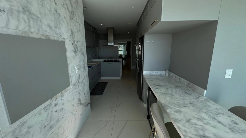 APARTAMENTO MOBILIADO EM MEIA PRAIA: 34ª foto da galeria de imagens do imóvel