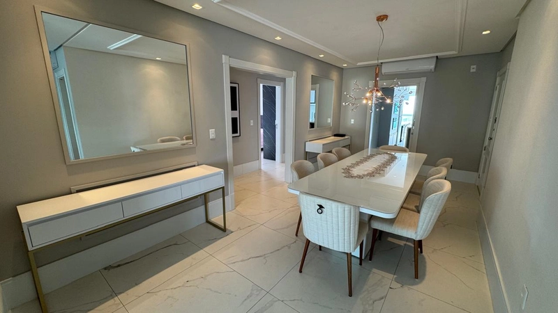 APARTAMENTO MOBILIADO EM MEIA PRAIA: 30ª foto da galeria de imagens do imóvel