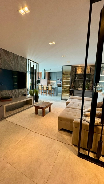APARTAMENTO EM ITAPEMA: 5ª foto da galeria de imagens do imóvel