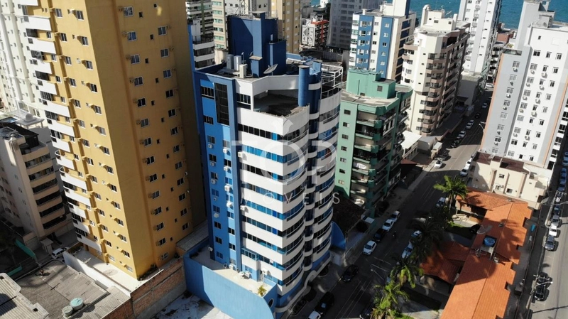 PRONTO PARA MORAR EM MEIA PRAIA: 3ª foto da galeria de imagens do imóvel