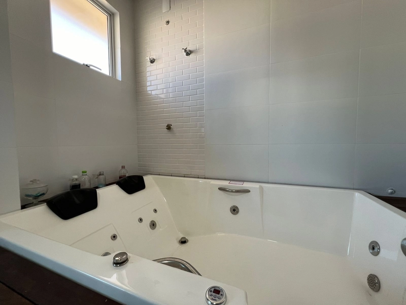 APARTAMENTO MOBILIADO EM MEIA PRAIA: 12ª foto da galeria de imagens do imóvel
