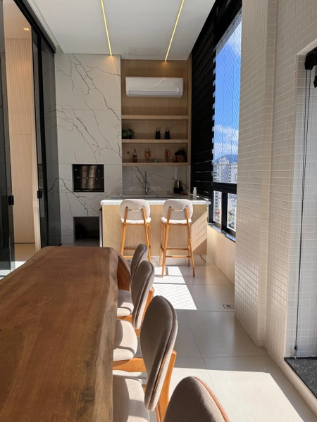 APARTAMENTO 4 SUITES EM MEIA PRAIA: 35ª foto da galeria de imagens do imóvel