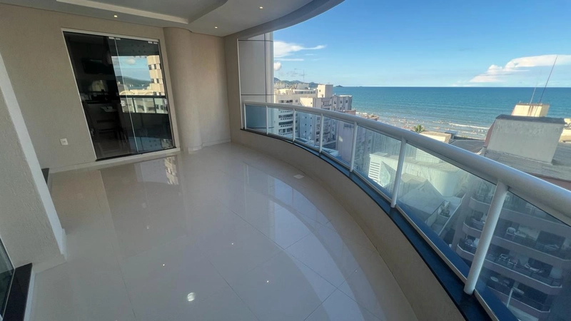 APARTAMENTO MOBILIADO EM MEIA PRAIA: 1ª foto da galeria de imagens do imóvel
