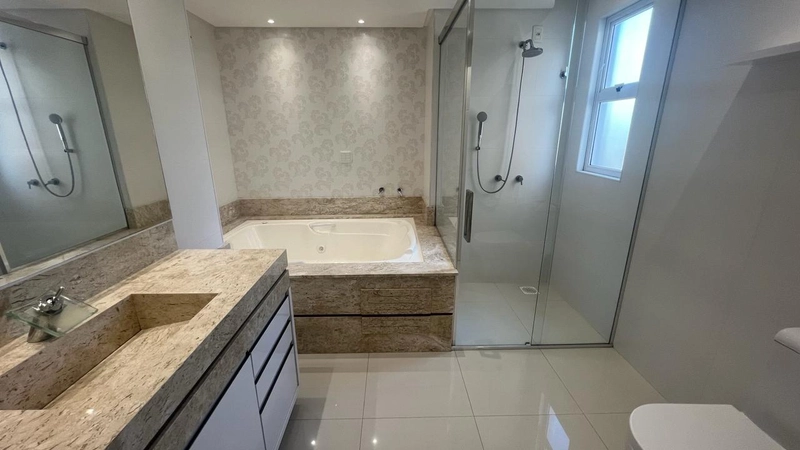 APARTAMENTO MOBILIADO EM MEIA PRAIA: 10ª foto da galeria de imagens do imóvel