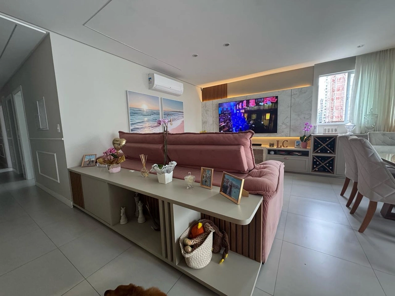 APARTAMENTO MOBILIADO EM MEIA PRAIA: 4ª foto da galeria de imagens do imóvel