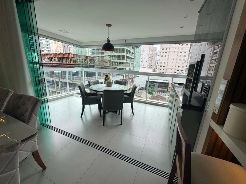 APARTAMENTO MOBILIADO EM MEIA PRAIA: 7ª foto da galeria de imagens do imóvel