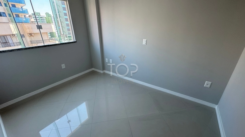 VISTA MAR PRONTO EM MEIA PRAIA: 14ª foto da galeria de imagens do imóvel