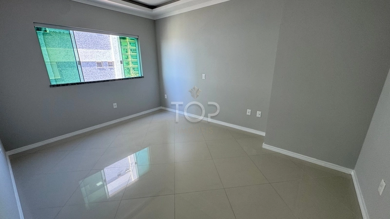 VISTA MAR PRONTO EM MEIA PRAIA: 18ª foto da galeria de imagens do imóvel