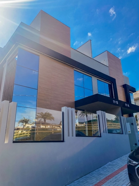 CASA EM ITAPEMA: 9ª foto da galeria de imagens do imóvel