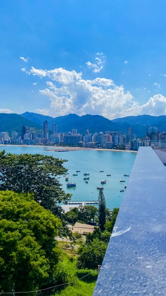 CASA EM ITAPEMA: 20ª foto da galeria de imagens do imóvel