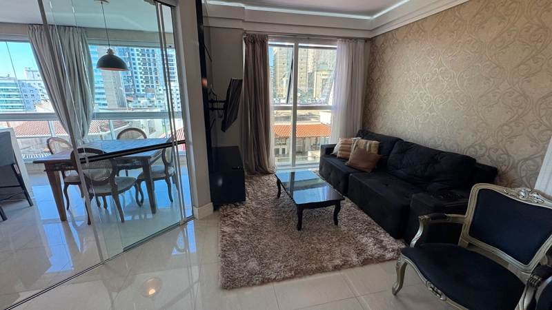 APARTAMENTO MOBILIADO EM MEIA PRAIA: 2ª foto da galeria de imagens do imóvel