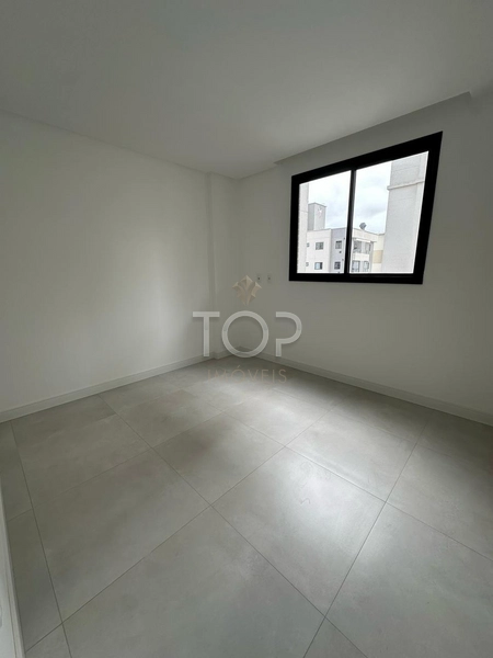 APARTAMENTO EM ITAPEMA: 10ª foto da galeria de imagens do imóvel