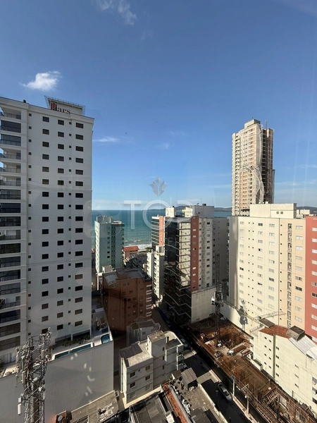 LINDO APARTAMENTO 04 SUÍTES EM ITAPEMA: 3ª foto da galeria de imagens do imóvel