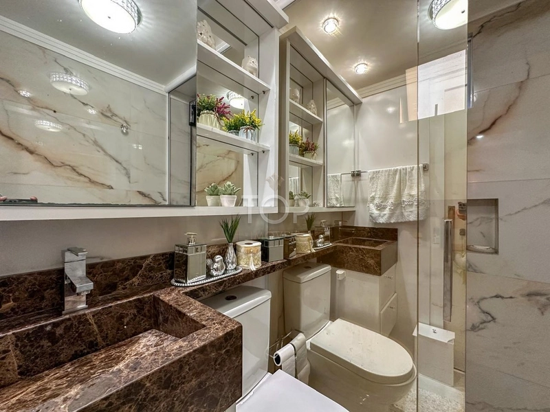 DUPLEX MOBILIADO EM MEIA PRAIA: 14ª foto da galeria de imagens do imóvel