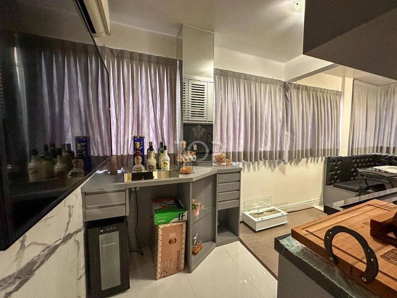 DUPLEX MOBILIADO EM MEIA PRAIA: 9ª foto da galeria de imagens do imóvel