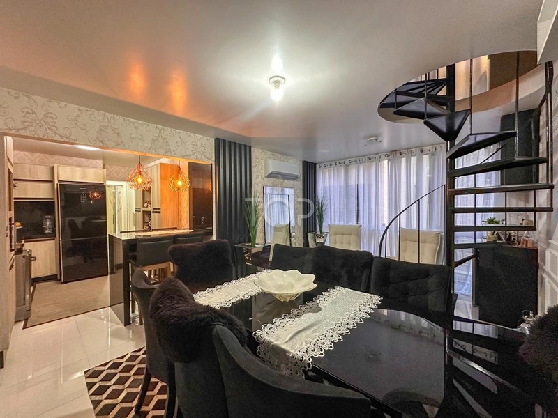 DUPLEX MOBILIADO EM MEIA PRAIA: 19ª foto da galeria de imagens do imóvel