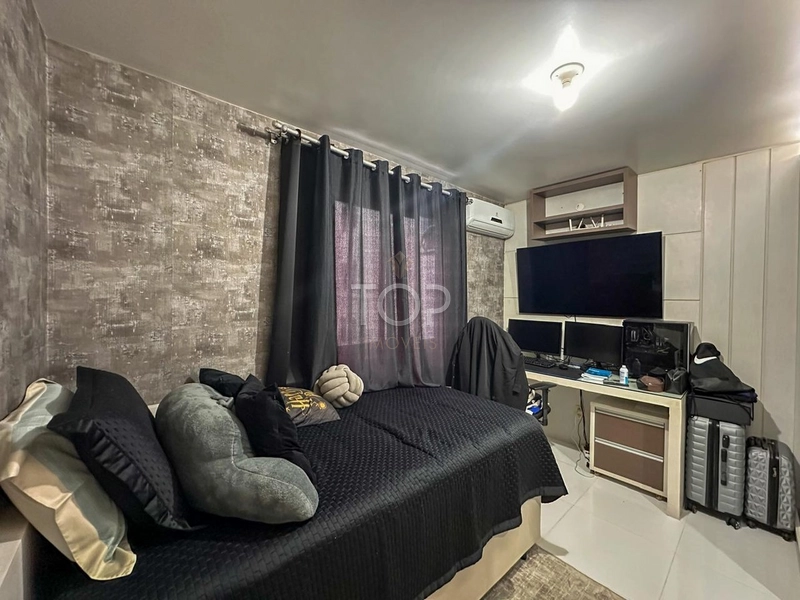 DUPLEX MOBILIADO EM MEIA PRAIA: 2ª foto da galeria de imagens do imóvel
